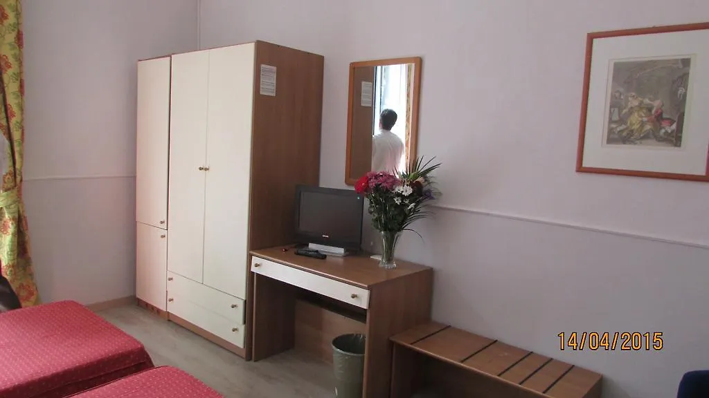 Hotel Johnny Милан Италия